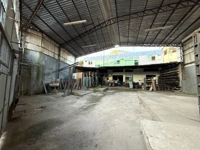 Vendo Galpão com 588m² e Prédio com Escritório em Monte Belo - R$ 2.180.000 - Foto 4