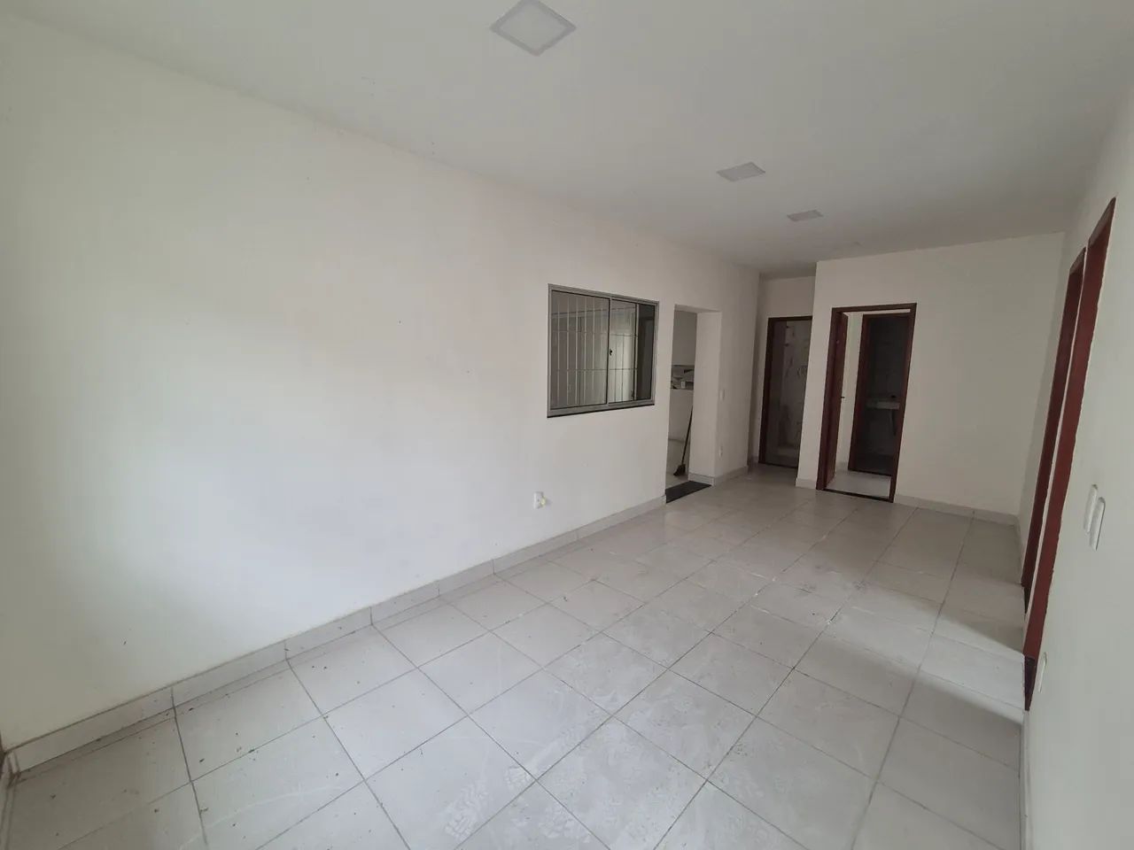 CASA COMERCIAL COM TERRENO LATERAL- NOVO HORIZONTE - SERRA / ES. - Foto 5