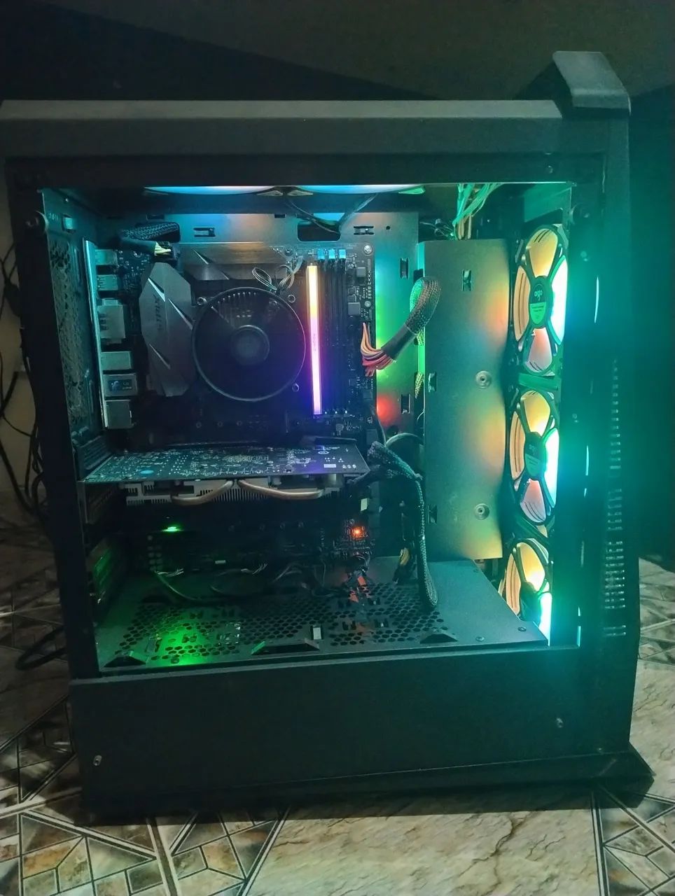 CPU + monitor  - Foto 2