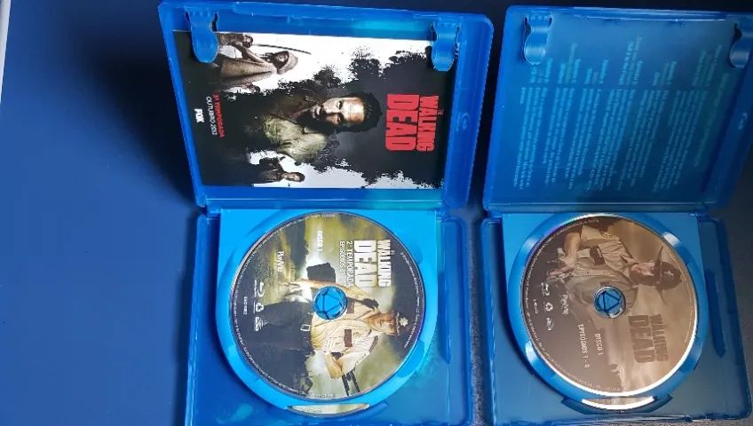 Ther Walking dead ( BluRay) 1 ª e 2ª Temporadas - Foto 2