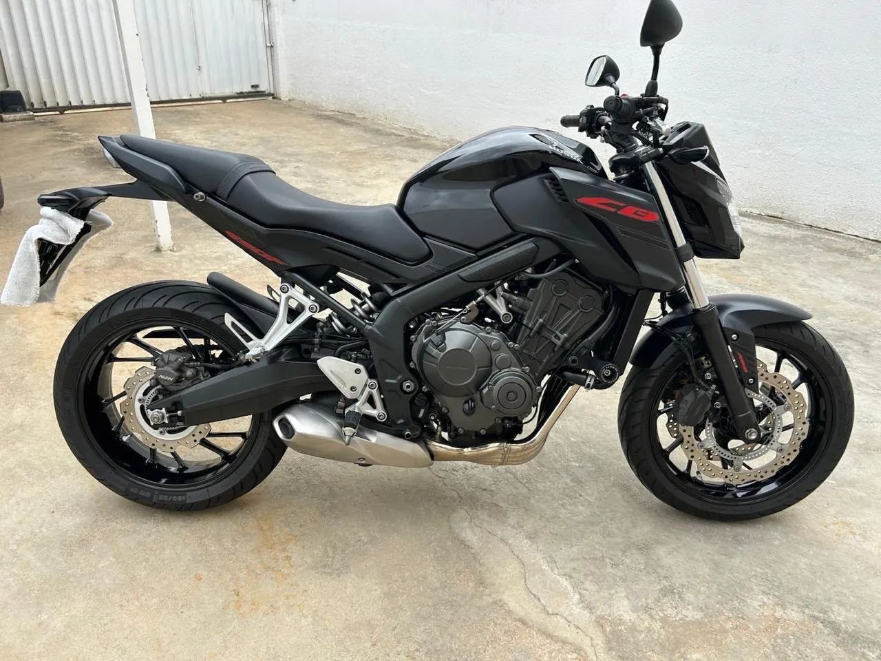 650F  - Foto 2