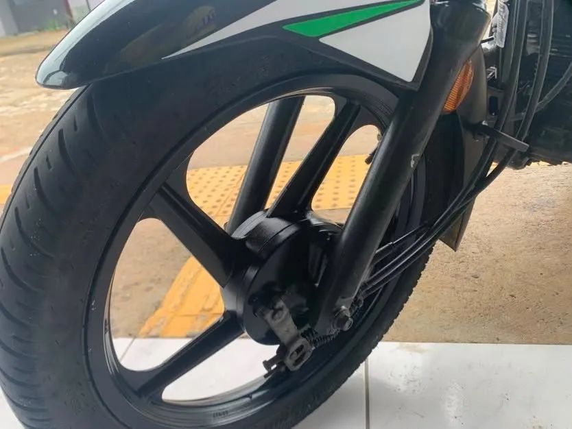 Moto conservada bem cuidada  - Foto 4