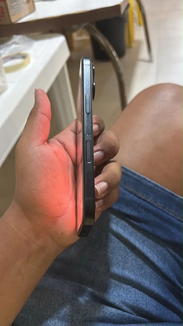 Vende se iPhone 16 - Foto 2