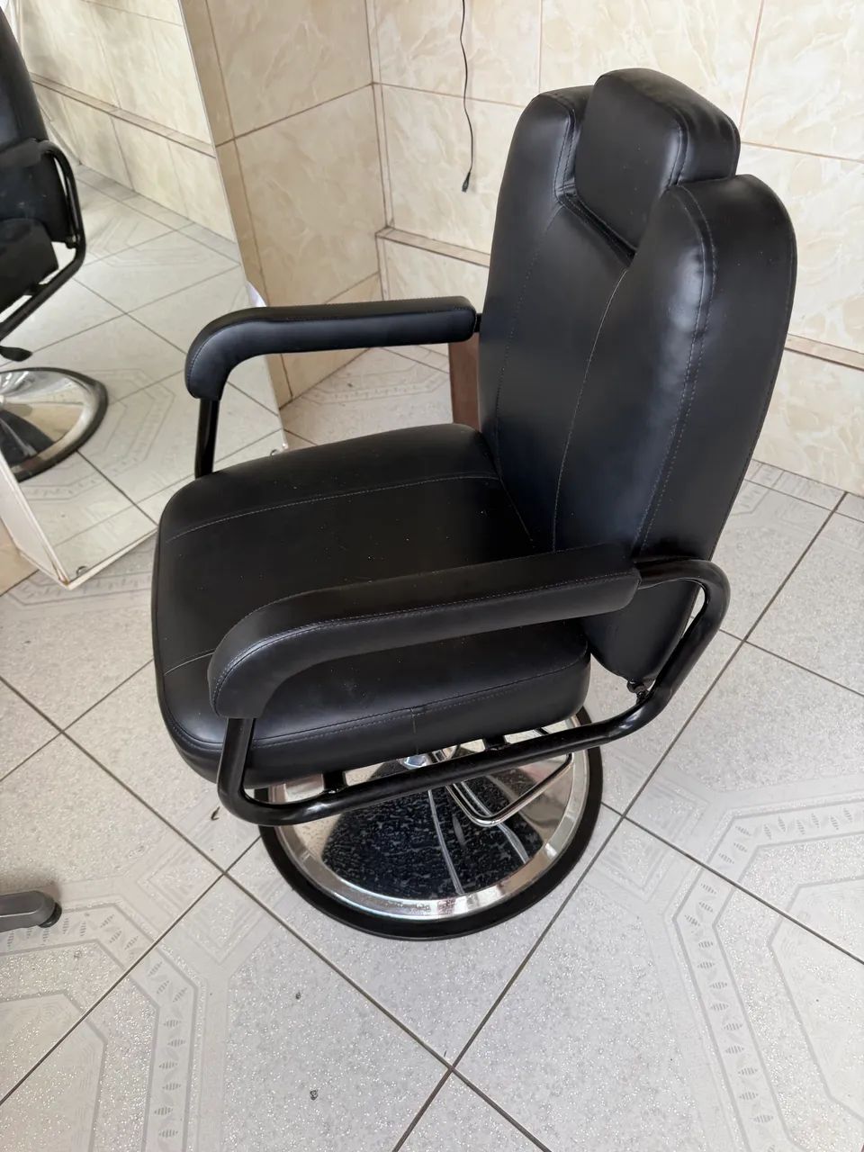 Cadeira de cabeleireiro hidráulica  - Foto 4