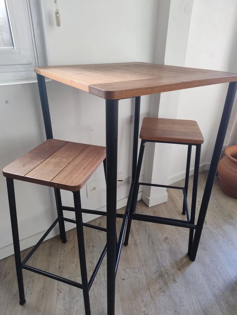 Conjunto mesa Bistrô com dia banquetas - Foto 2