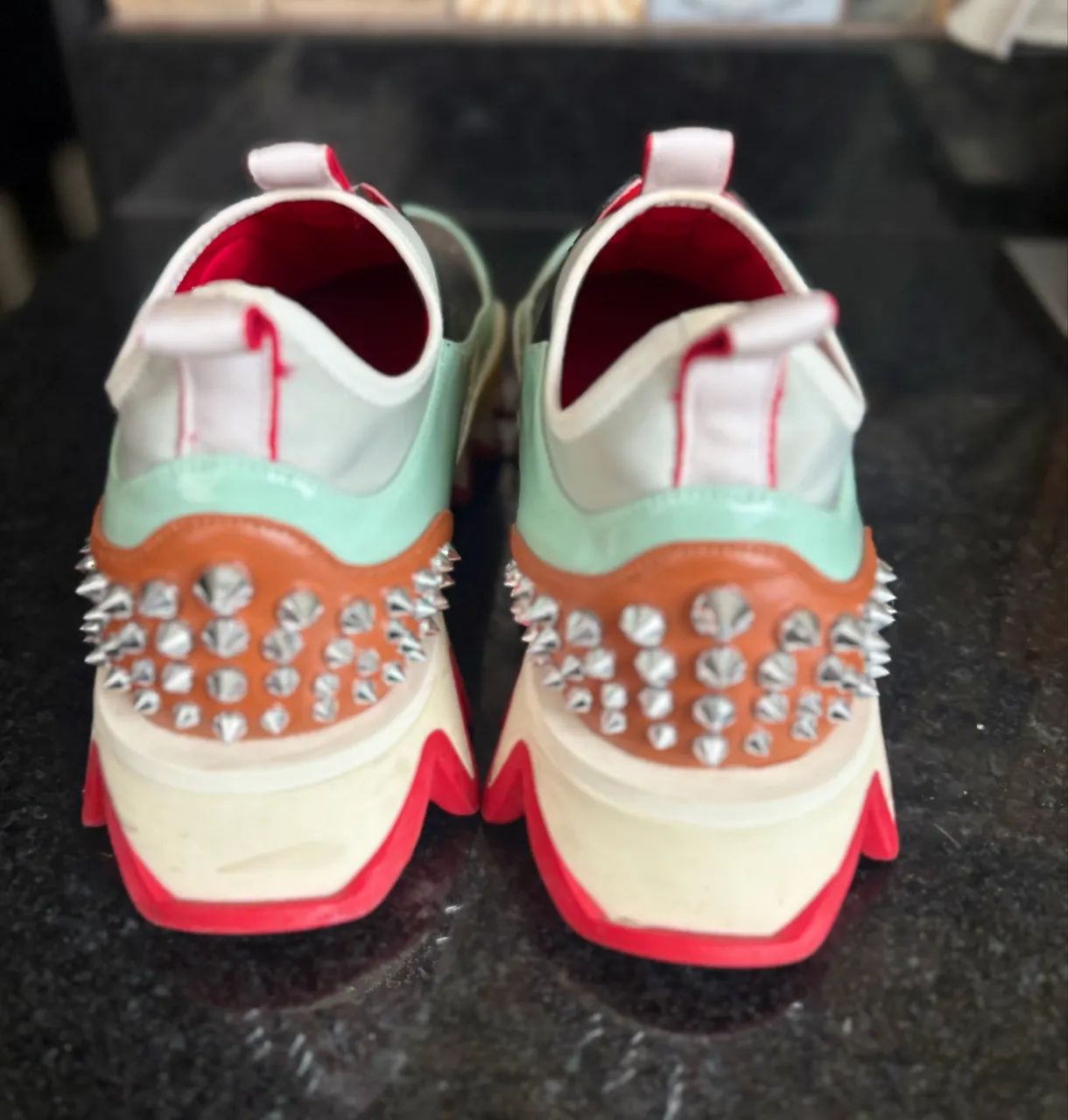 Tênis Cristian Louboutin - Foto 3