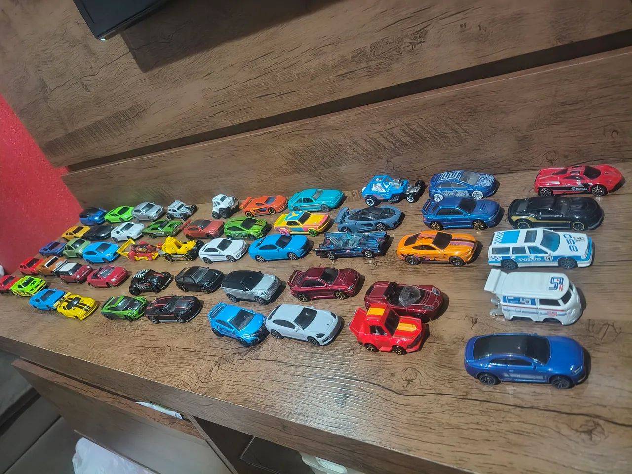 Miniaturas hot Wheels e Maisto  - Foto 2