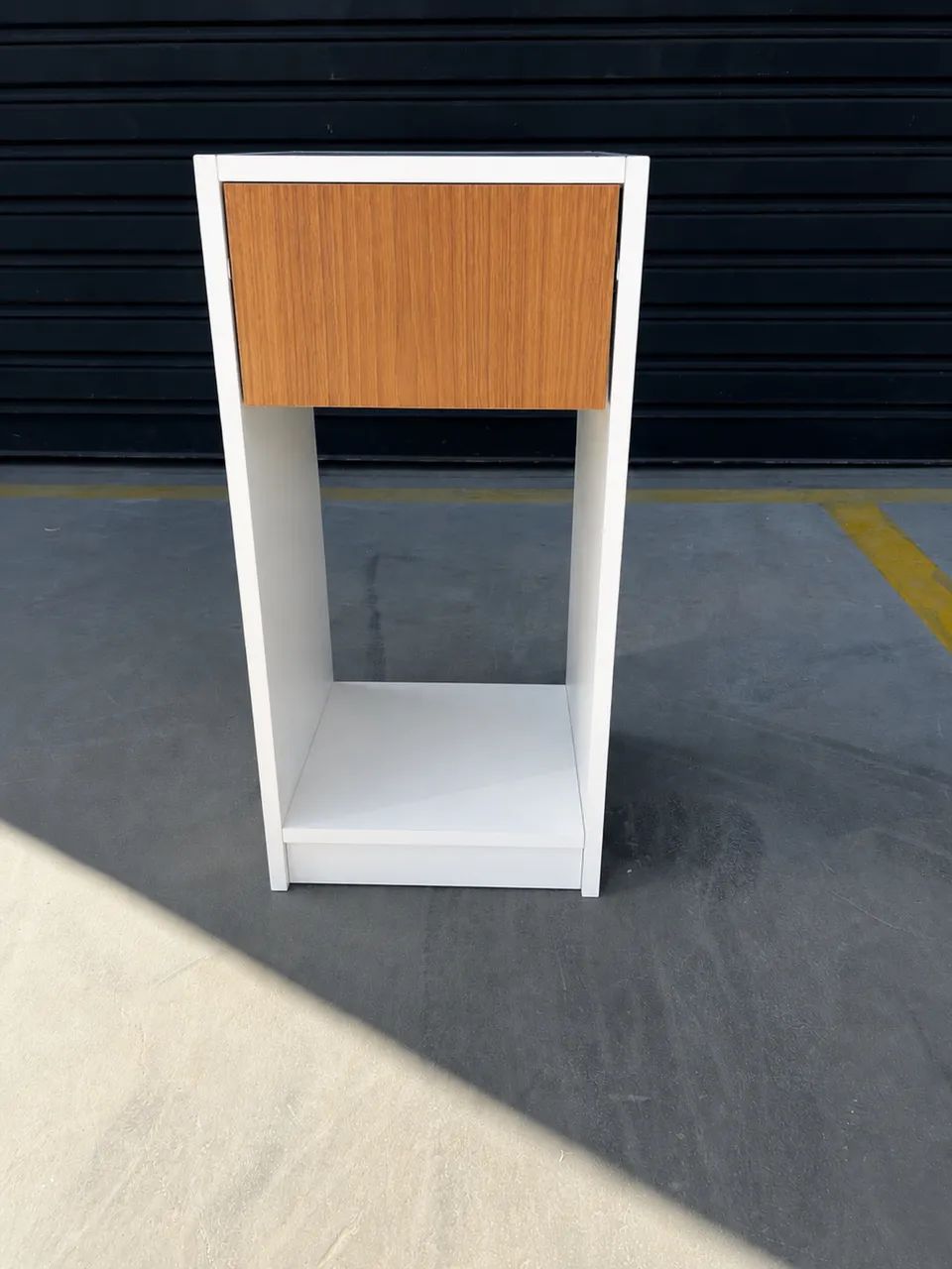 Mesa de cabeceira em MDF nova - Foto 3