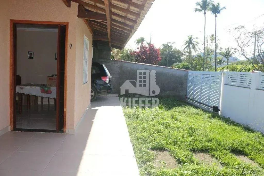 Papucaia, Cachoeiras de Macacu | Casa com Varanda e Jardim - Foto 5