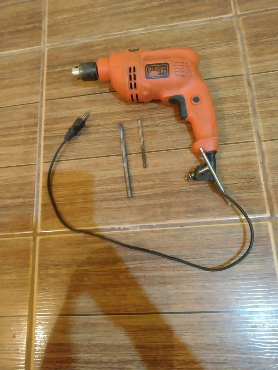 Furadeira e martelete  black e decker