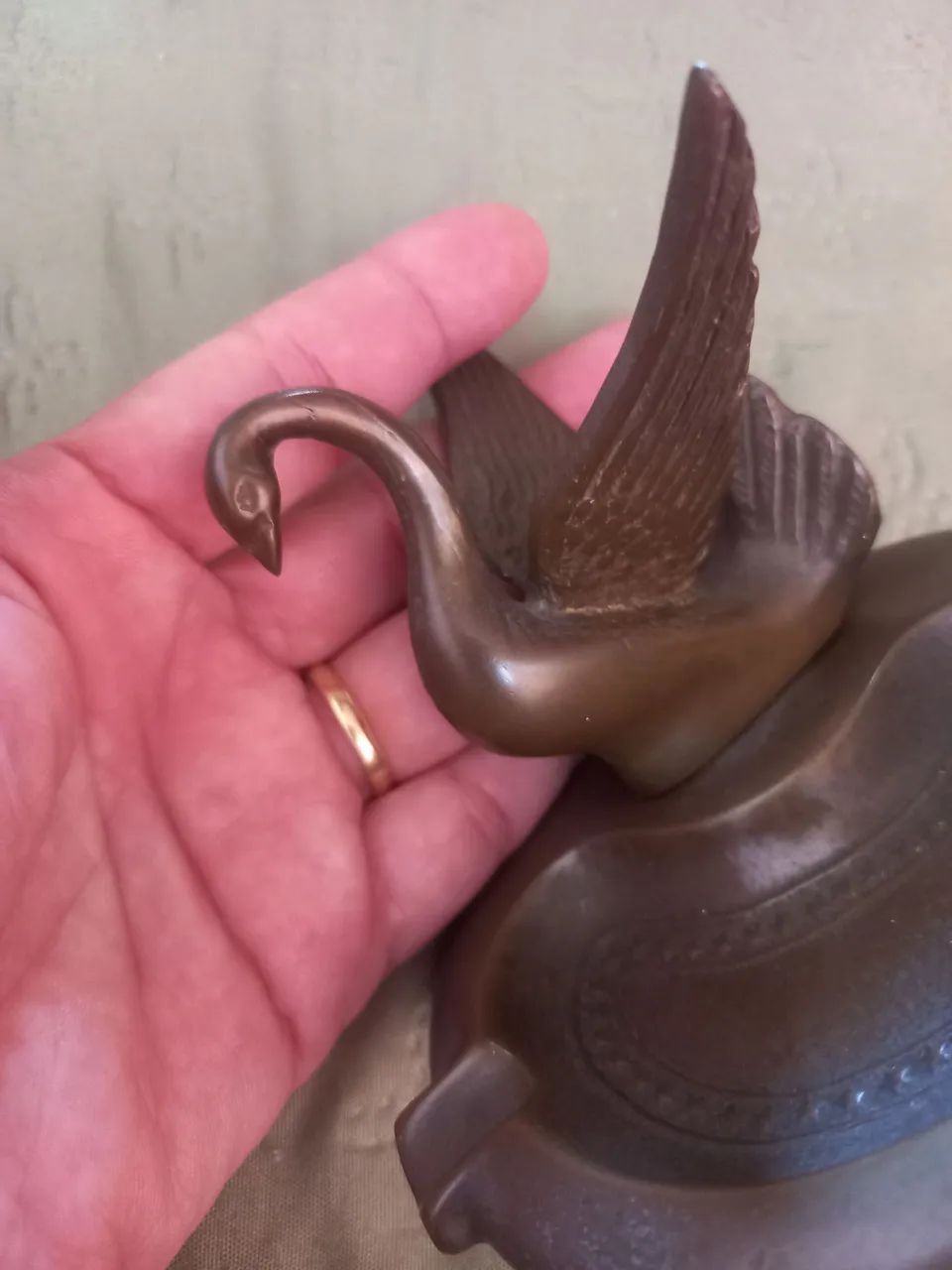 Cinzeiro antigo em bronze  - Foto 4