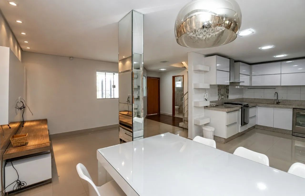 Sobrado com 3 Quartos, 150 m² - Jardim Itália, Maringá/PR - Foto 2