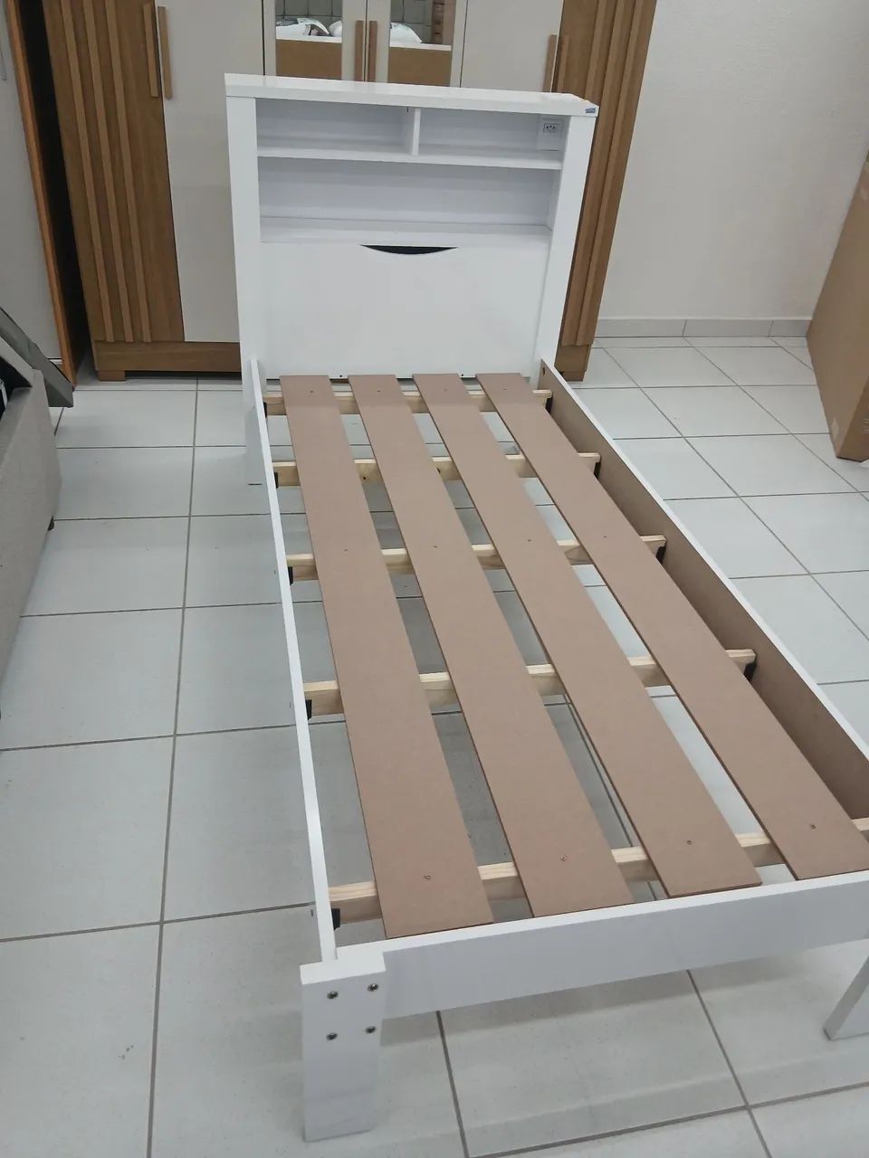 Cama de solteiro 