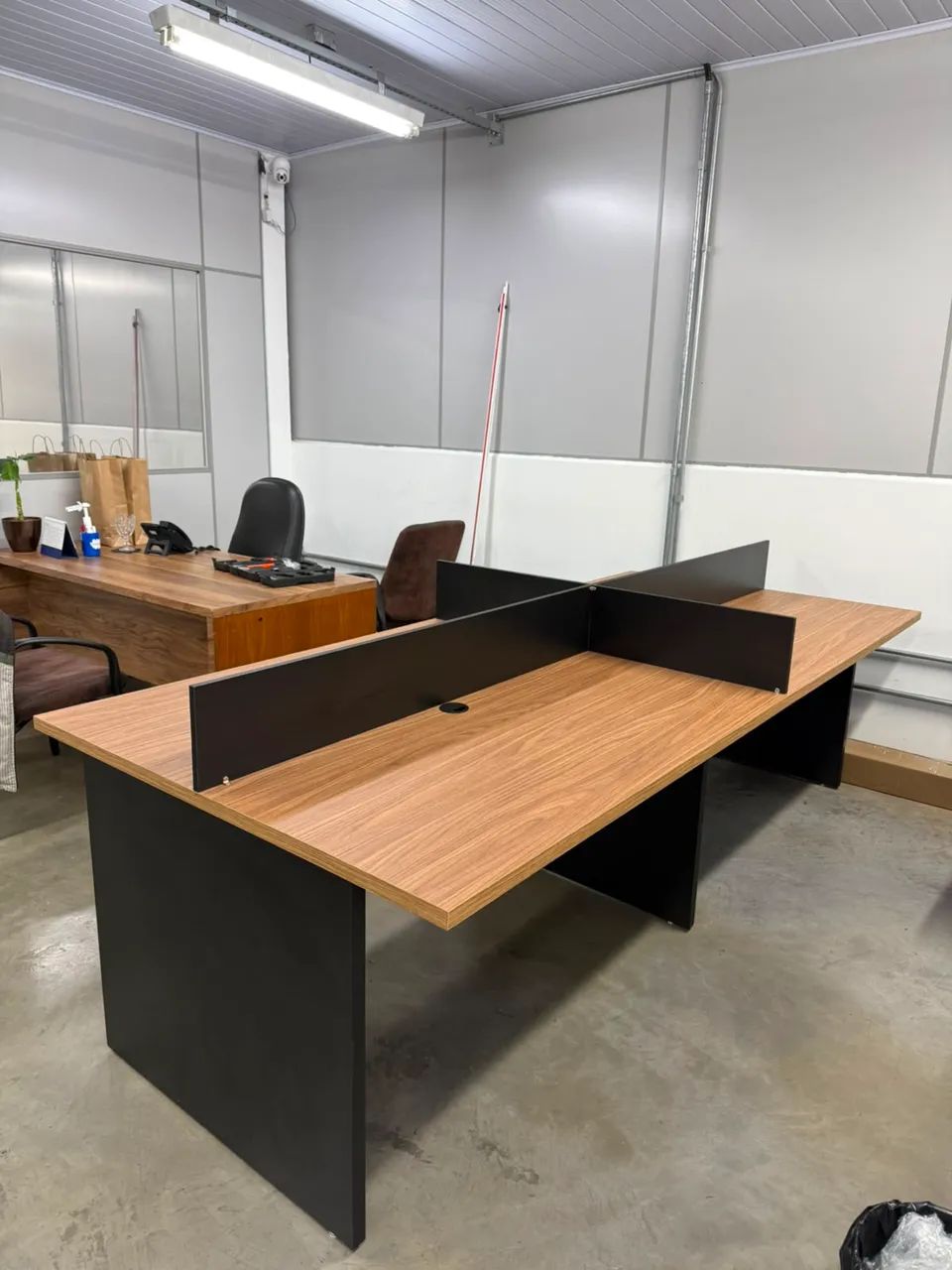MÓVEIS PARA ESCRITÓRIO - ESTAÇÃO DE TRABALHO EM MDF