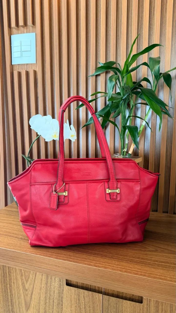 Bolsa Coach vermelha perfeita