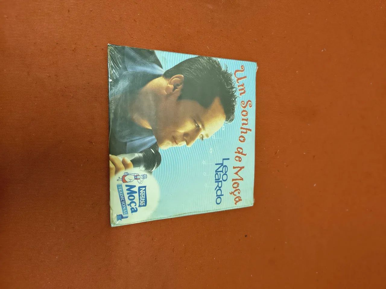 CD Leonardo Um sonho de moça Lacrado