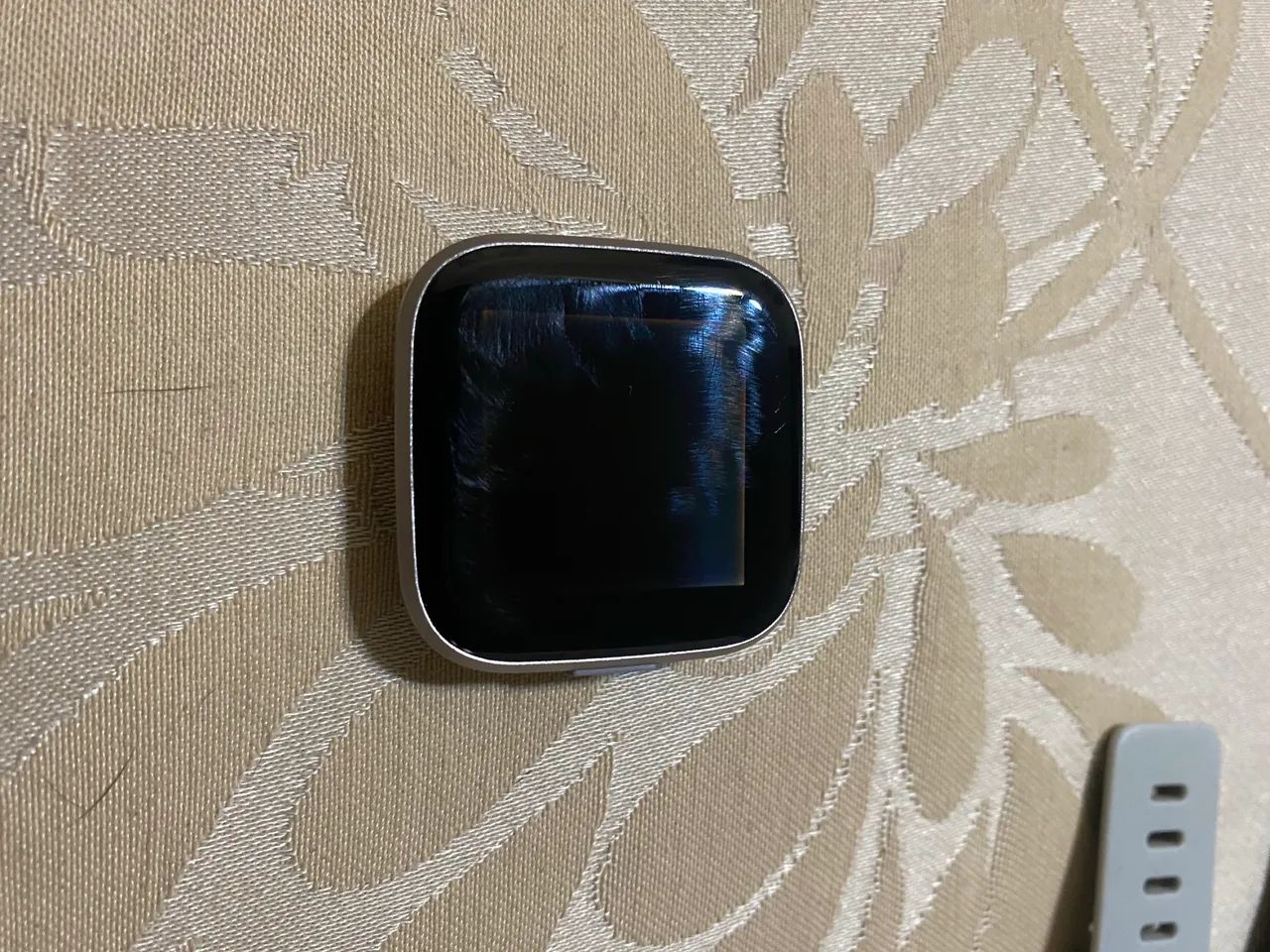 Relógio smart Watch Fitbit Versa 2 - Foto 3