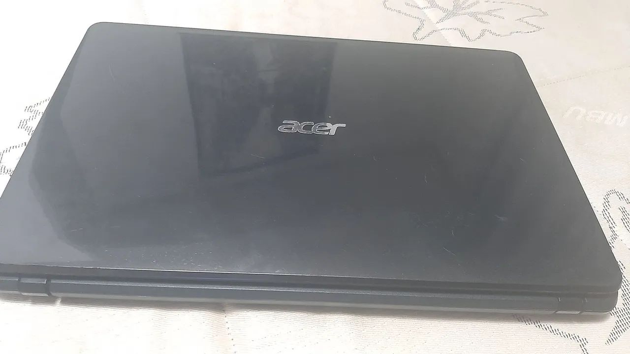 Notebook Acer com problema no teclado e bateria 