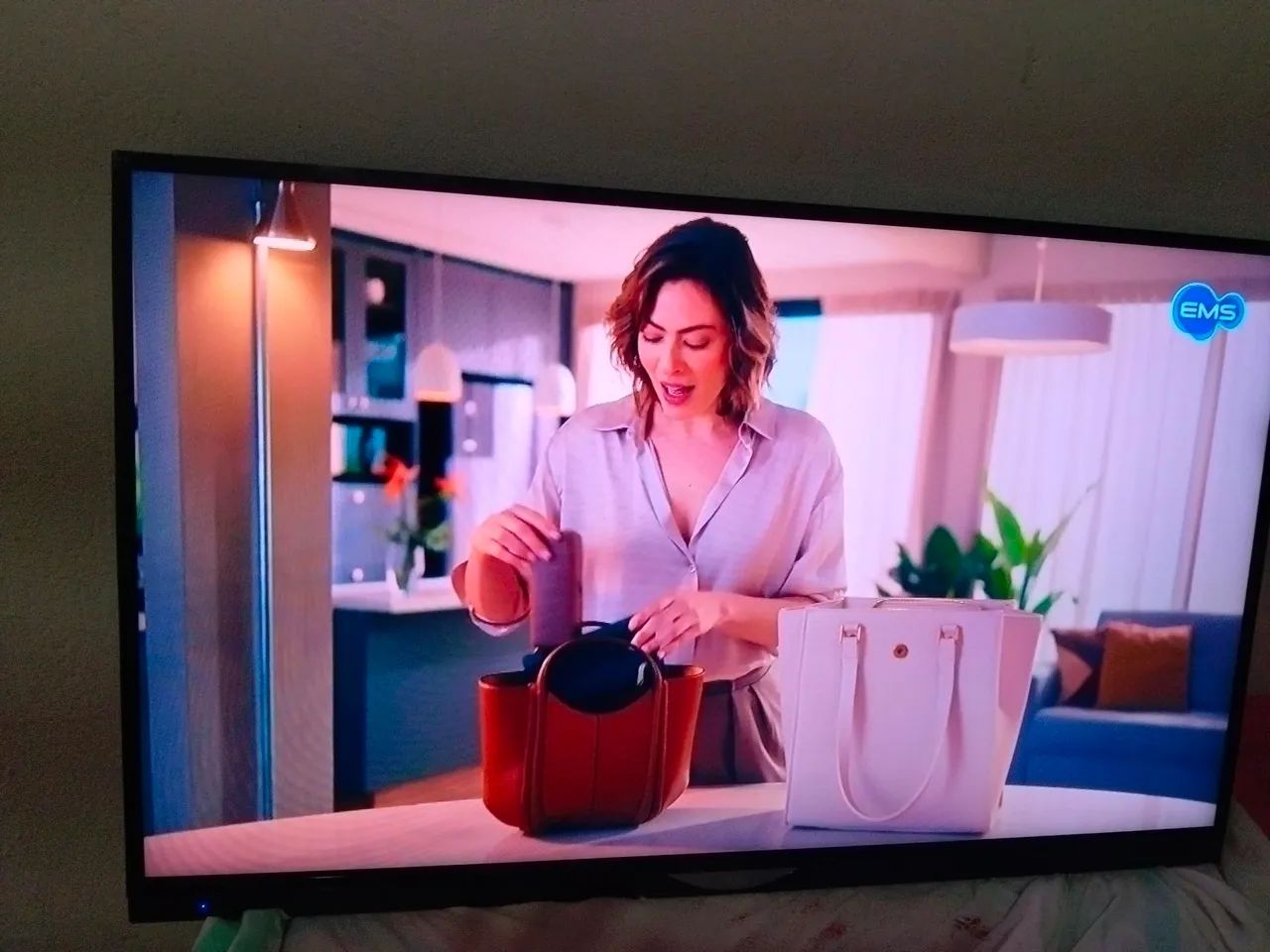 Vendo ou troco por celular ou vídeo game tv 39 polegadas não e smartv  - Foto 3