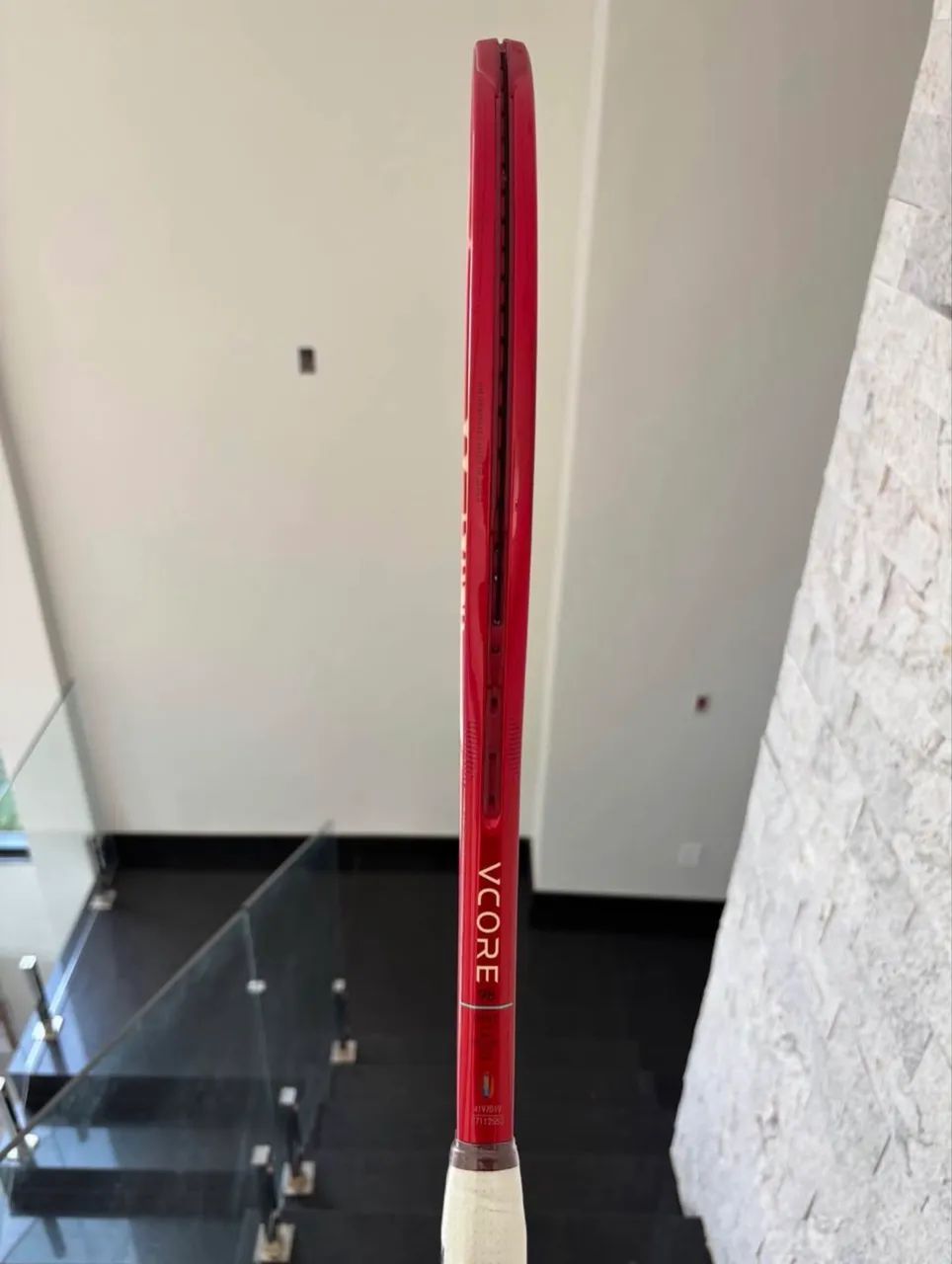 Raquete Yonex Vcore 98 2026 Lacrada - Esportes de Quadra e Ao Ar