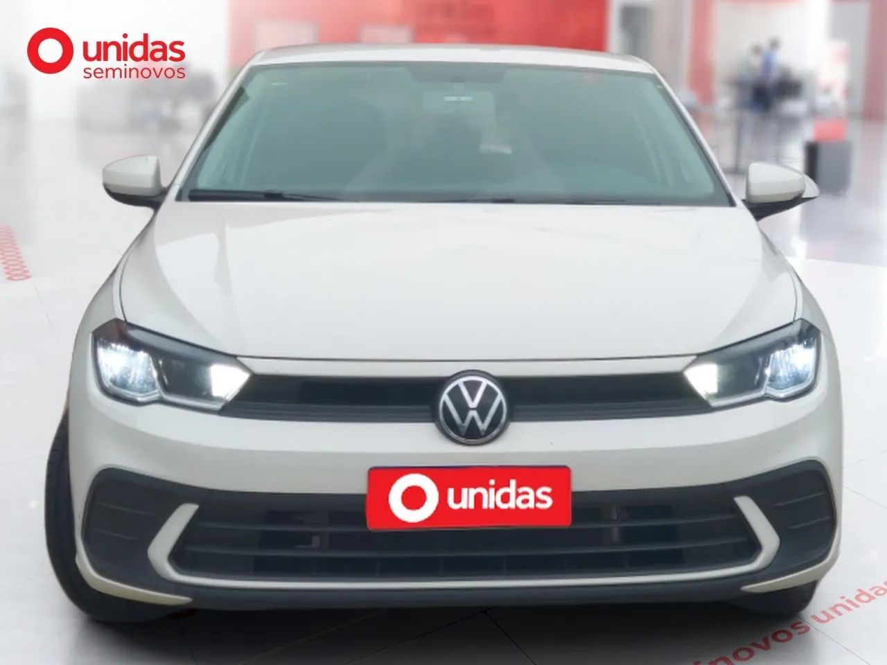 Volkswagen Polo Track 1.0 Flex 12V 5p, foto 8 de 14