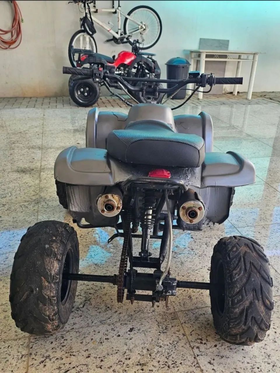Vendo Quadriciclo infantil 110cc - Foto 5