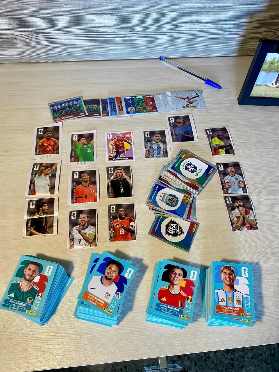 Álbum Completo da Copa 26 + 14 figuras Coca + Yamal Extra  - Foto 2