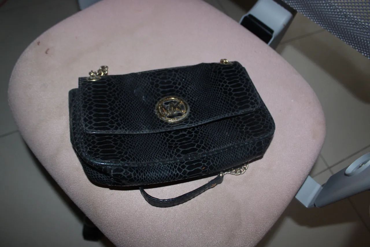 BOLSA MICHAEL KORS preta - Foto 3