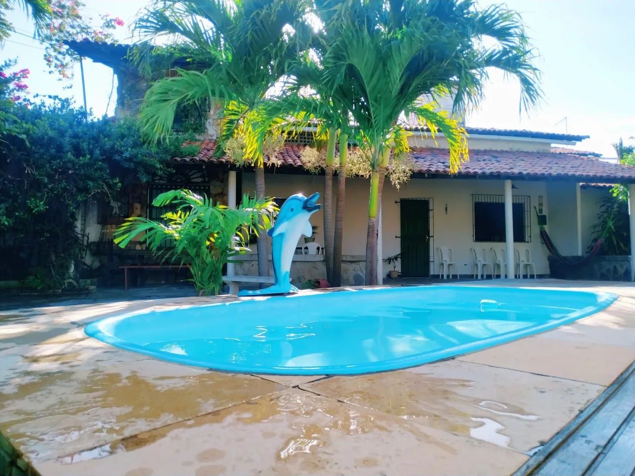 Aluga se casa na praia do coqueiro final de semana disponível 