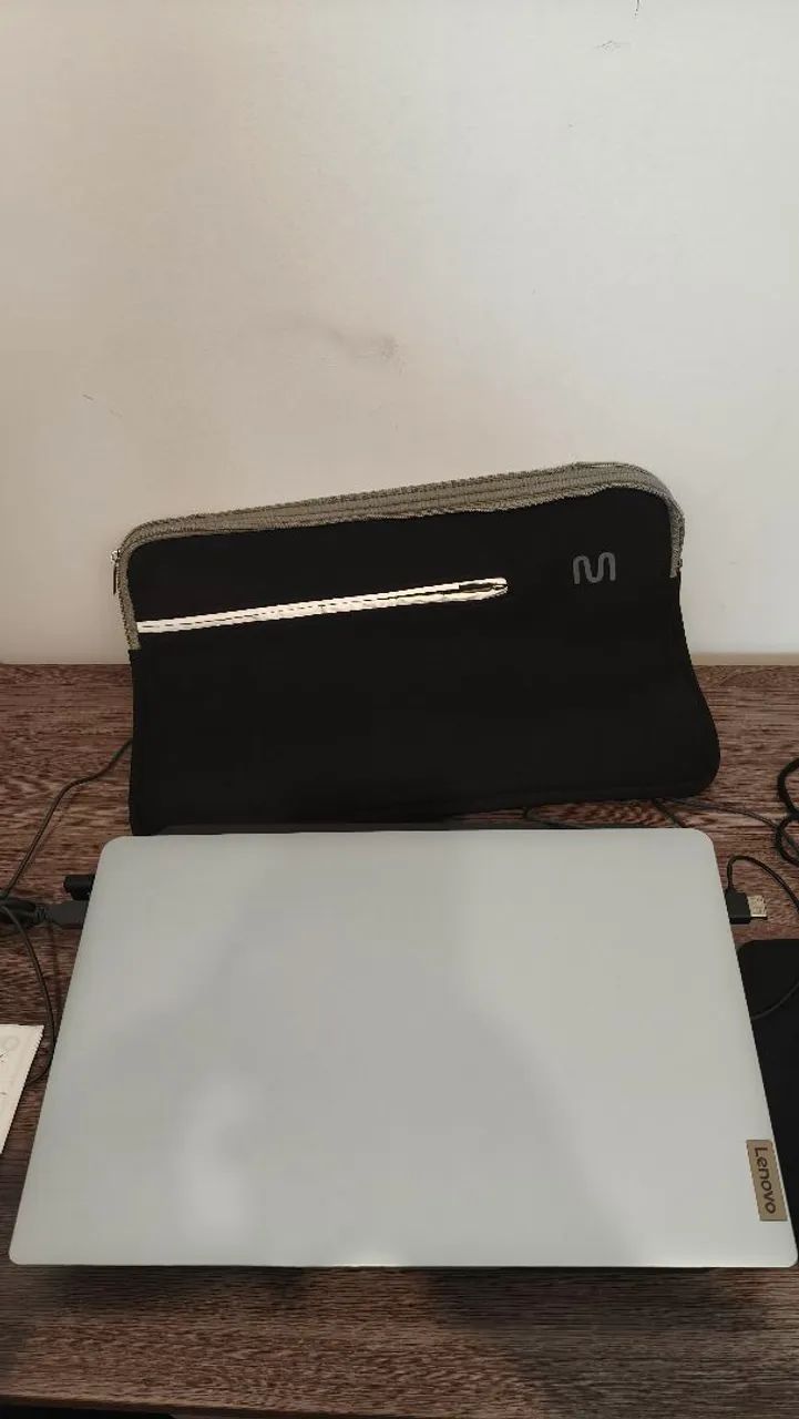 Notebook Lenovo i5  - Foto 4