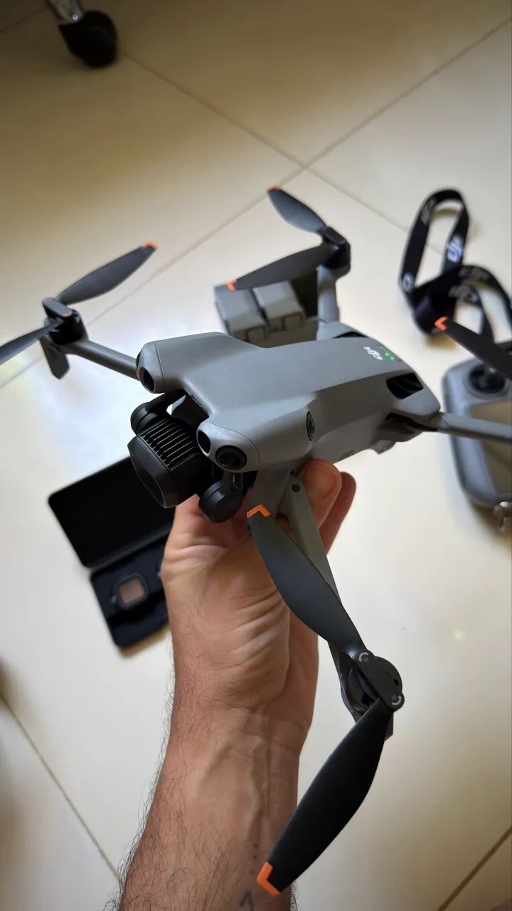 Dji Mini 5 Pro combo Fly More RC2 - Foto 3