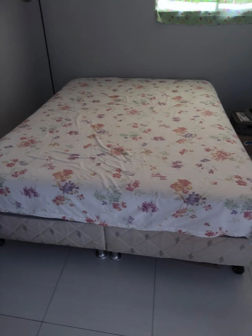 Cama queen box 