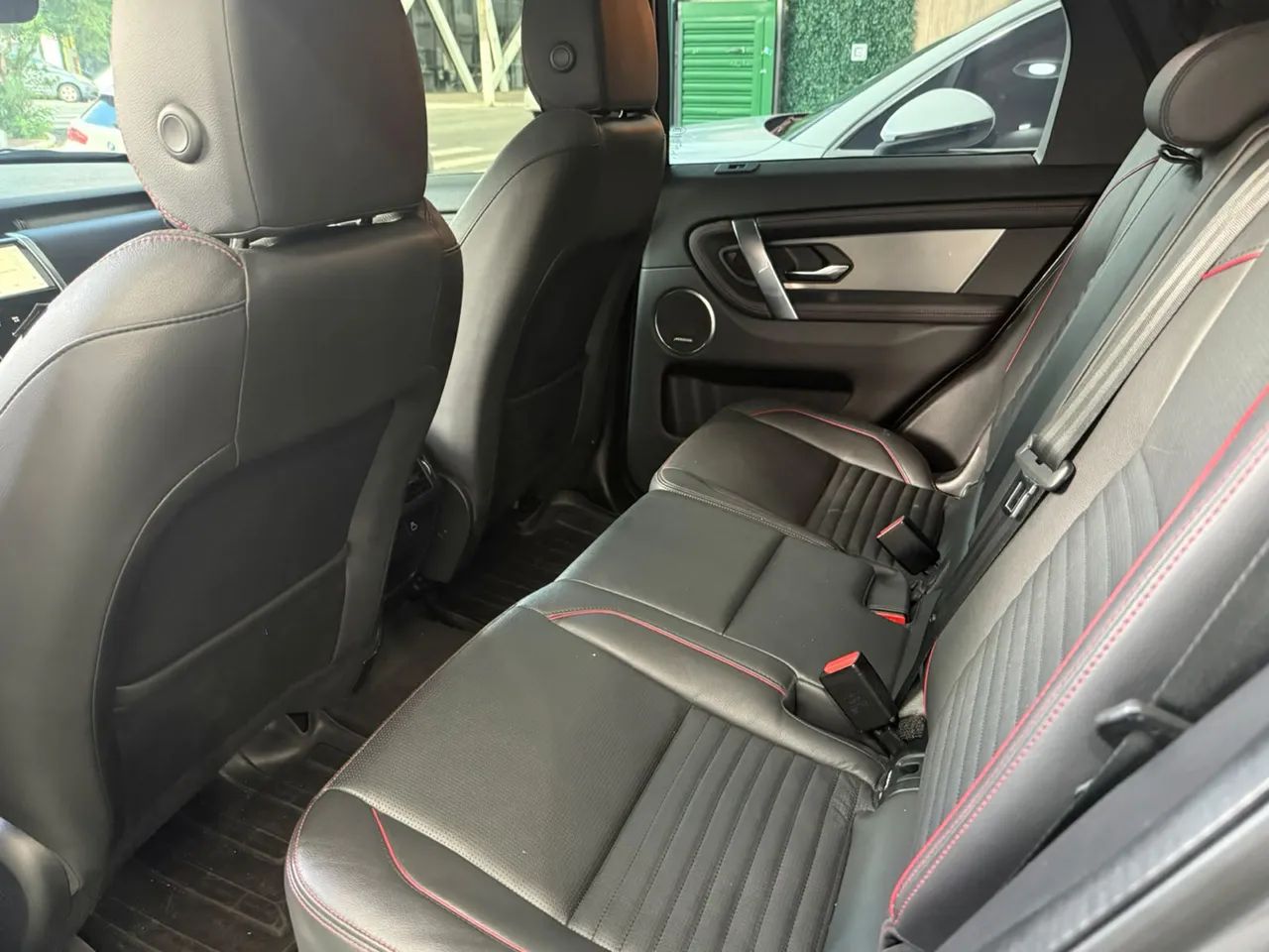 Land Rover Discovery Disc. SP. SE DYN 2.0 D200 Die.aut.(híb.), foto 7 de 20
