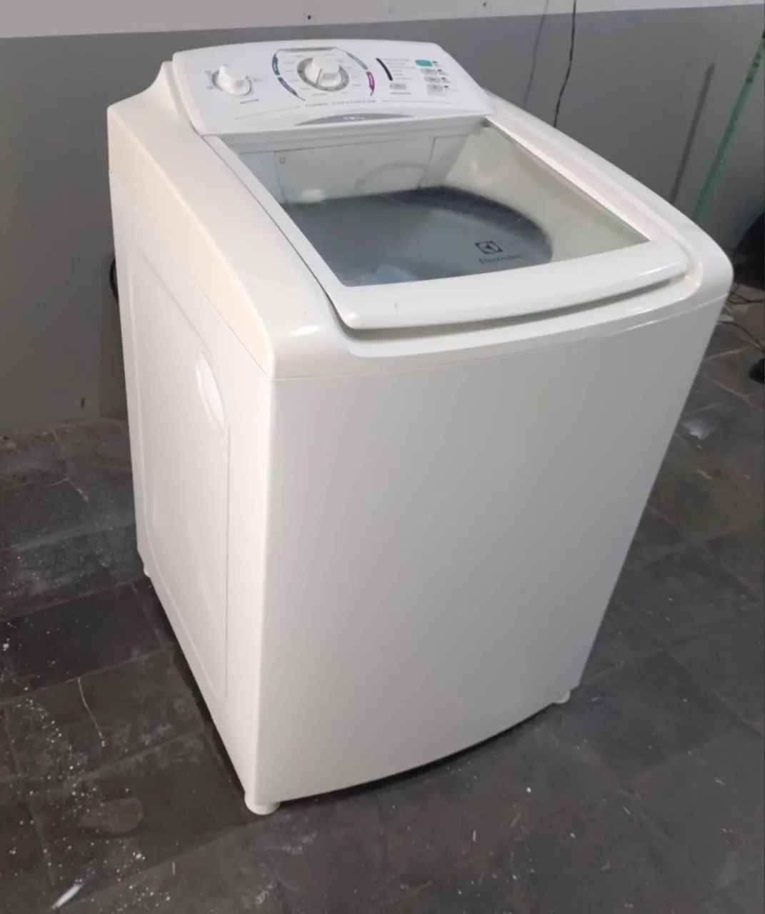 Máquina De Lavar Electrolux 12kg Zerada 