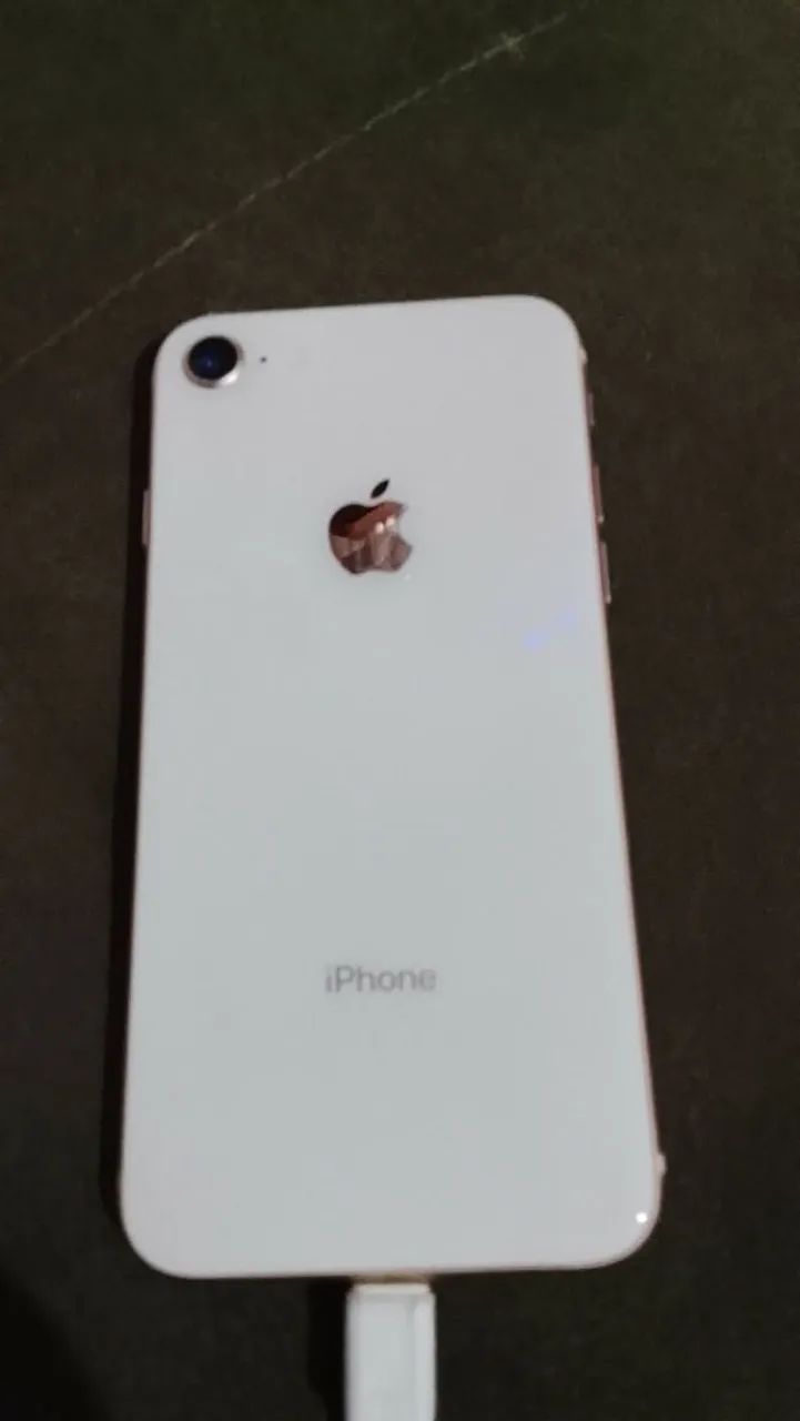 iPhone 8 impecável - Celulares e Smartphones - Residencial Flor do