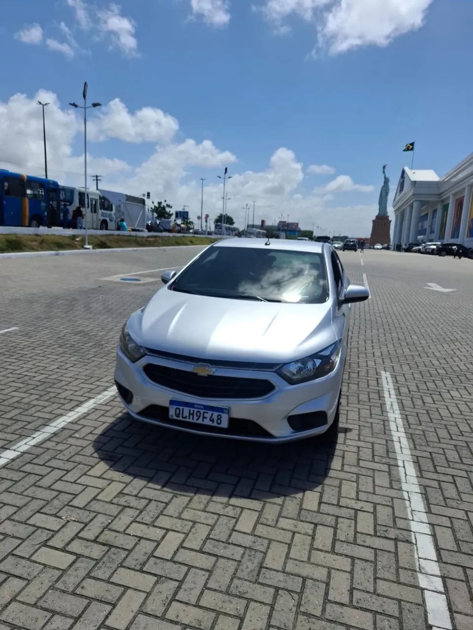 Chevrolet Onix Hatch LT 1.0 8V Flex Mec. 4P 2018 - Foto 4