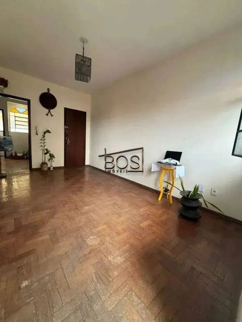 ALUGUEL APARTAMENTO - 02 QUARTOS 65,00 M2 - BAIRRO: SAGRADA FAMILIA