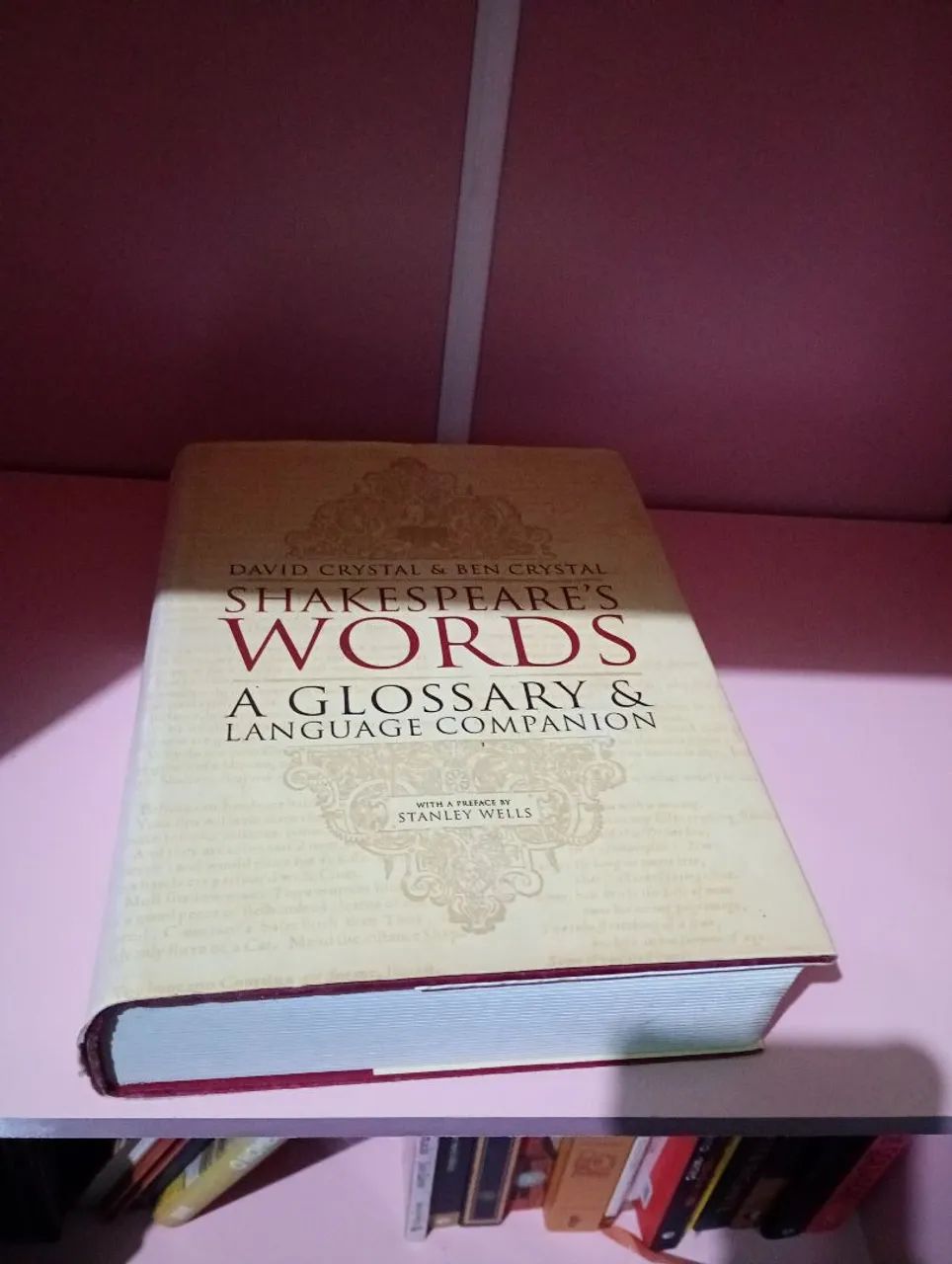 Livro Shakespeare dictionary
