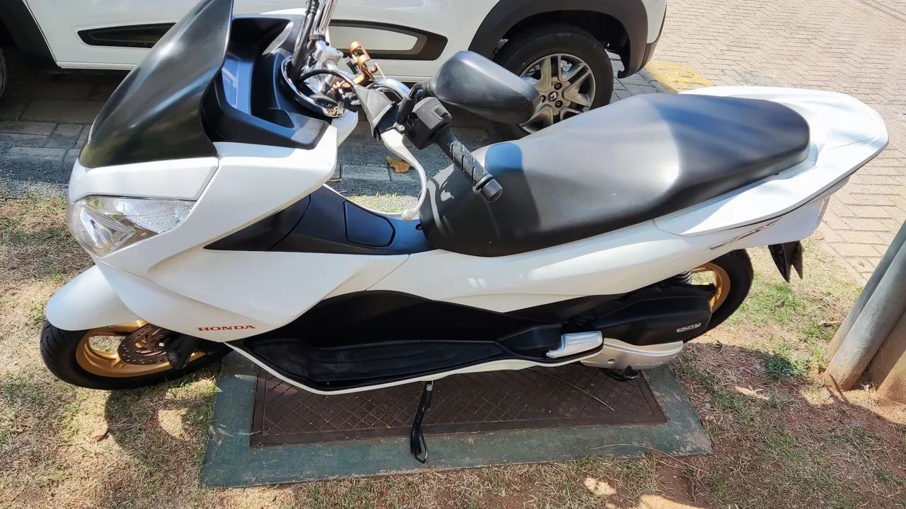 Honda PCX DLX 150 2016 - Foto 4