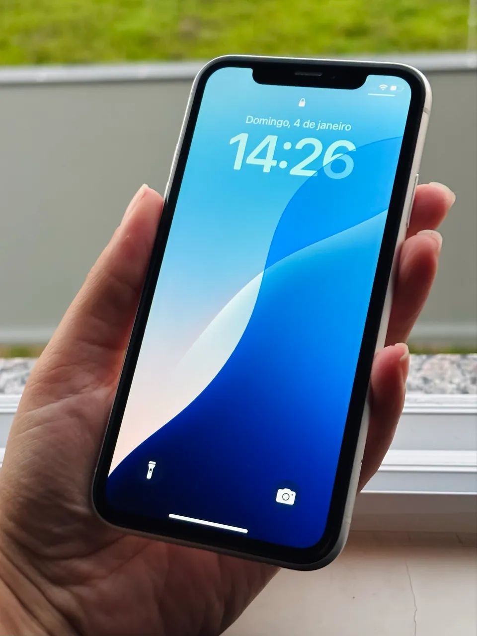 iPhone XR em ótimo estado 