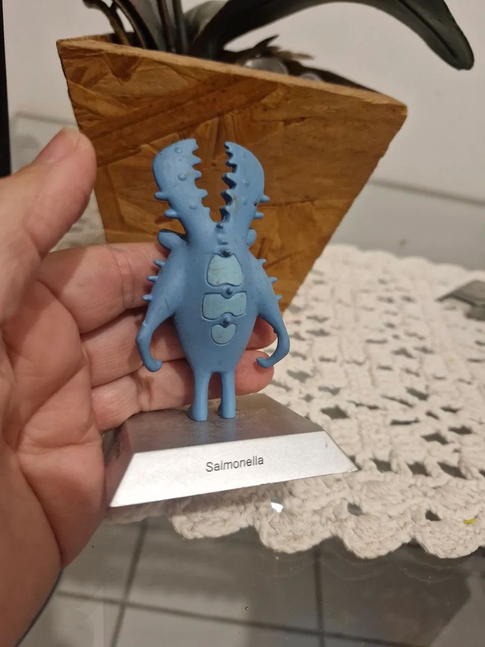 Miniatura colecionavel Salmonela - Foto 2