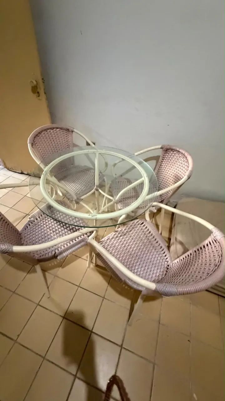 JOGO DE MESA COM 4 CADEIRAS PARA VARANDA - Foto 2