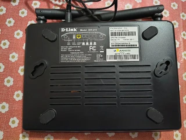 Kit 2 Roteadores D-Link (DIR-615 e DIR-611) - 300Mbps - Repetidores - Foto 2