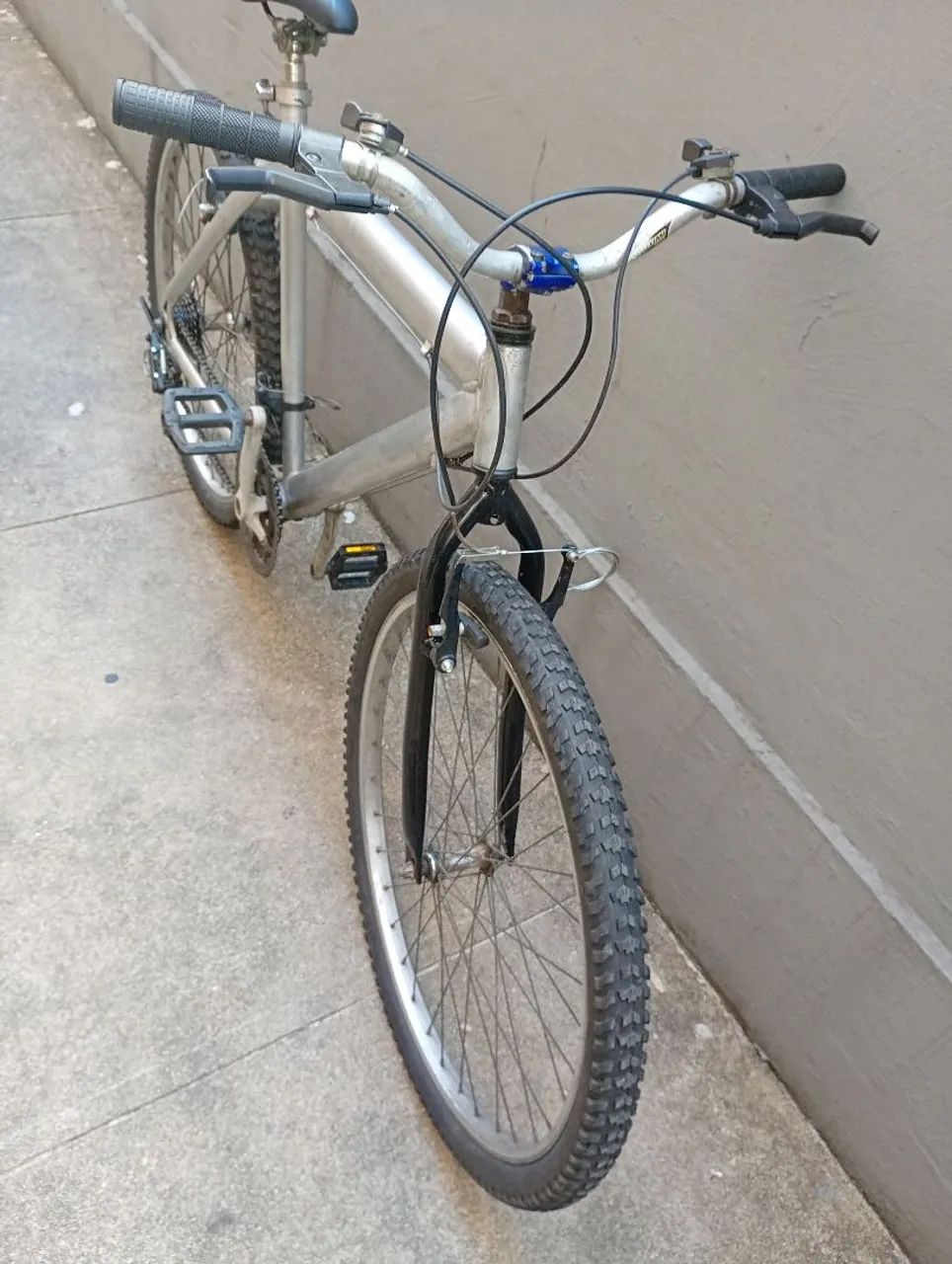 Bicicleta aro 26 21v alumínio  - Foto 3