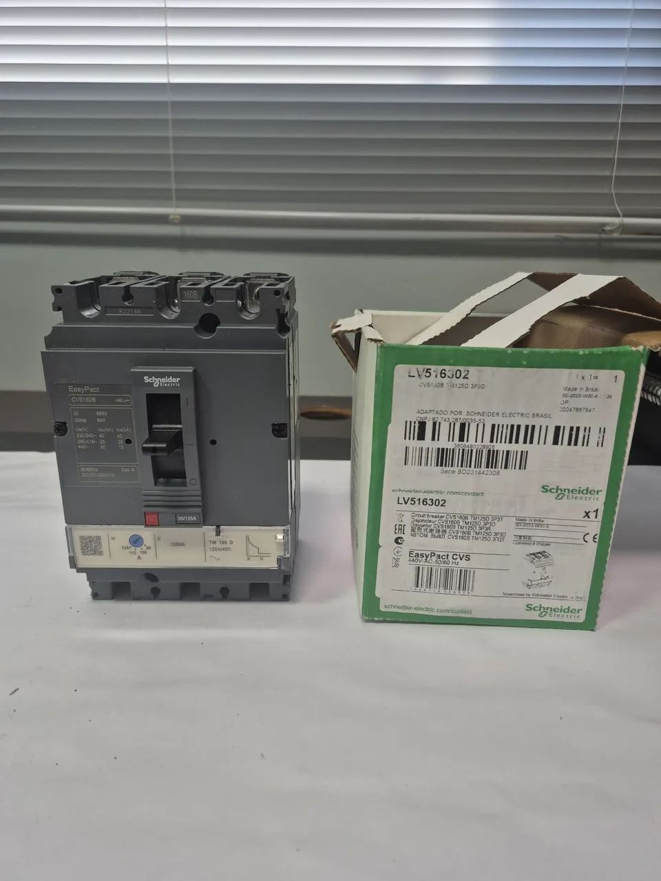 Disjuntor CVS 160B 80/125 A ajustavel Schneider - Foto 3