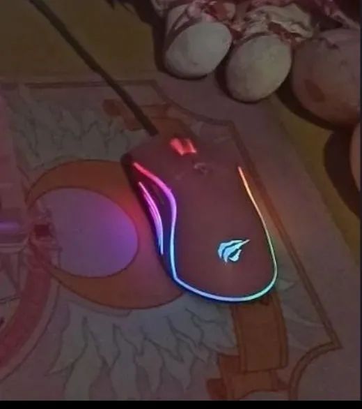 Mouse gamer rosa RGB com botões extra