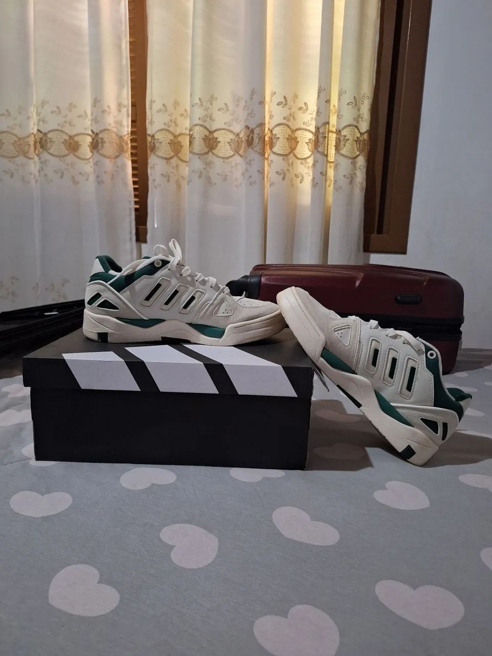 Tênis Adidas MidCity Low Original 