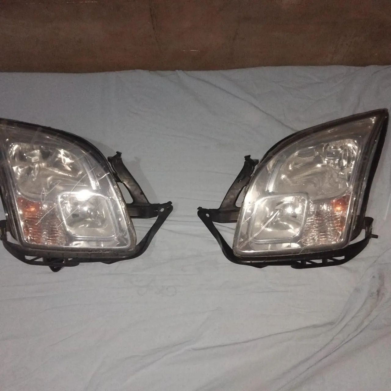 Vendo"FAROL DO FORD FUSION" - Foto 2