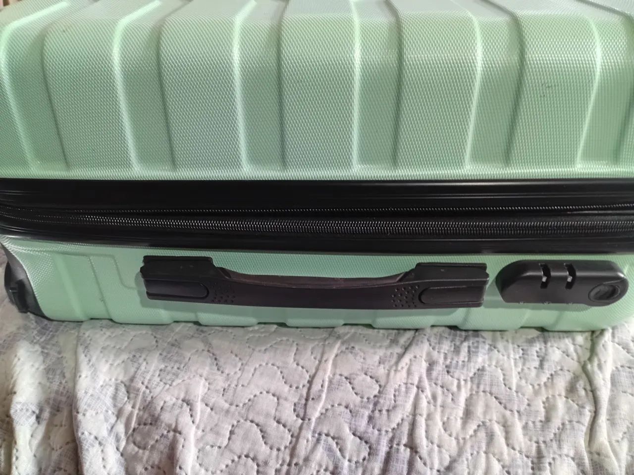 Mala de viagem 12 kg nova