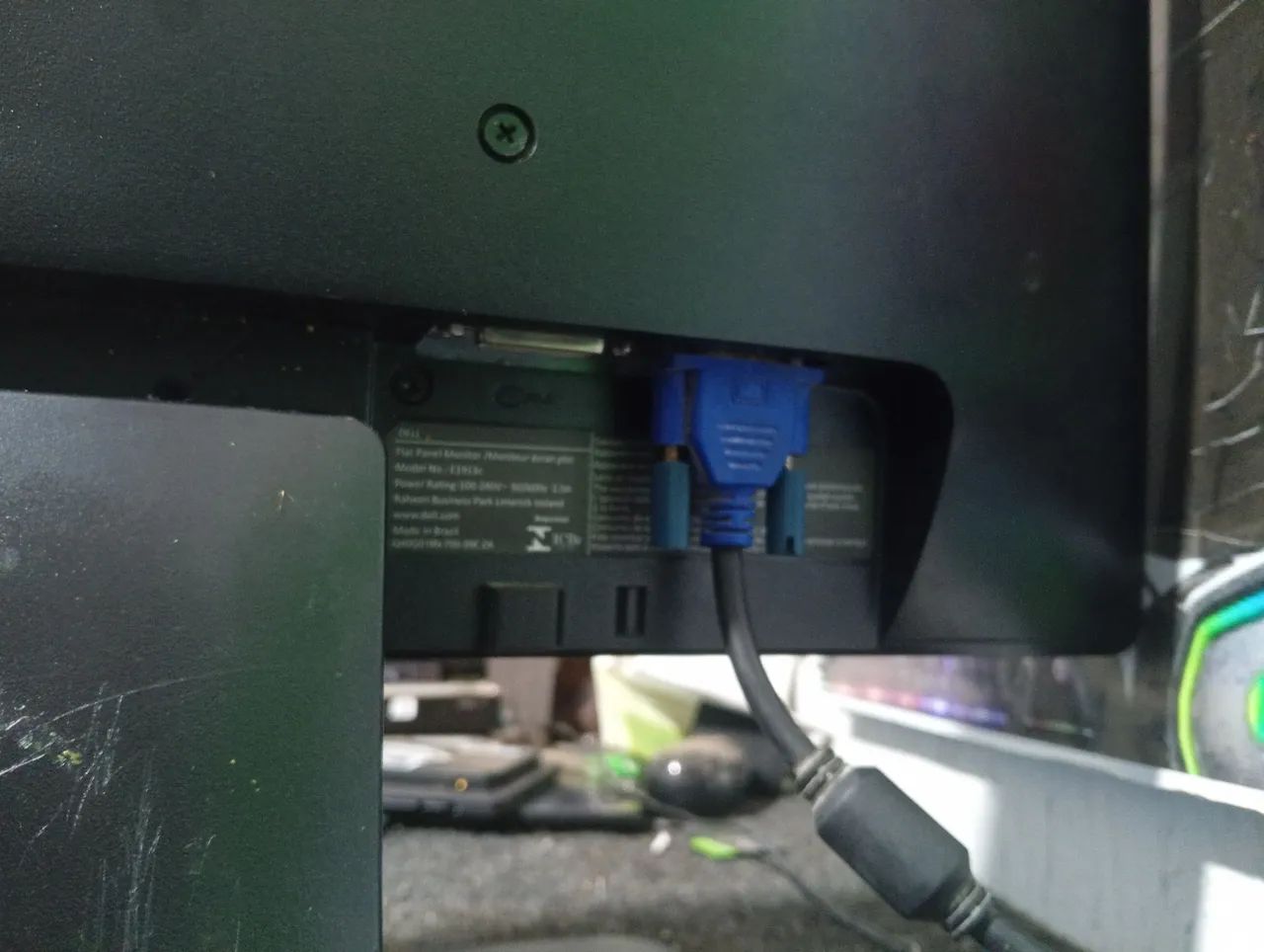 Monitor DELL 19 p entradas DVI e VGA acompanha cabos  - Foto 4